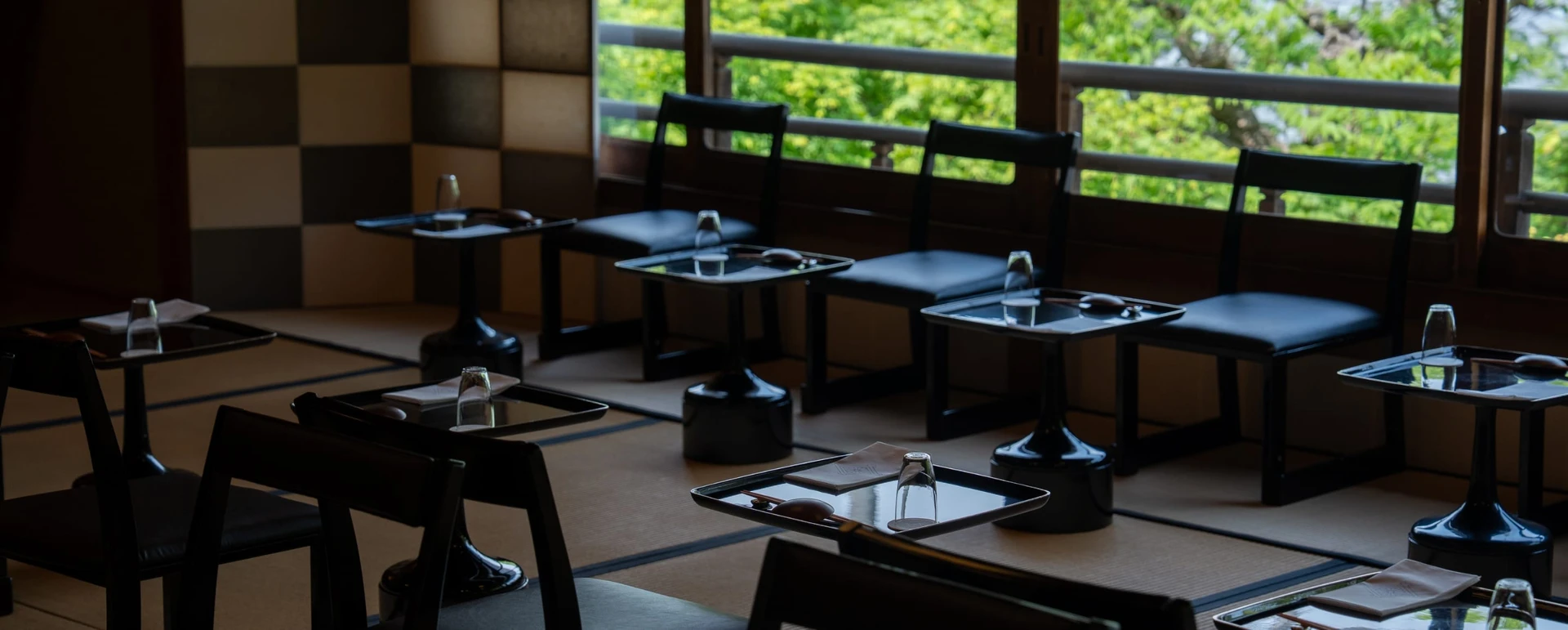 大広間の全体画像